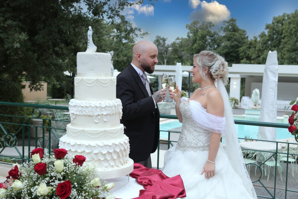 Ristorante La Foresta gli sposi e la torta